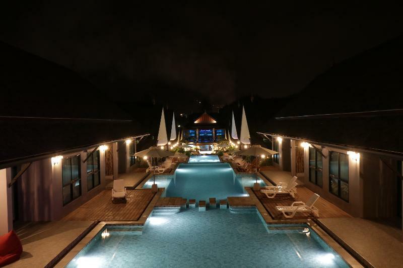 The Scene Cliff View Villas By Swiss-Belhotel Krabi town Exteriör bild